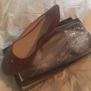 Nine West flats-never worn!